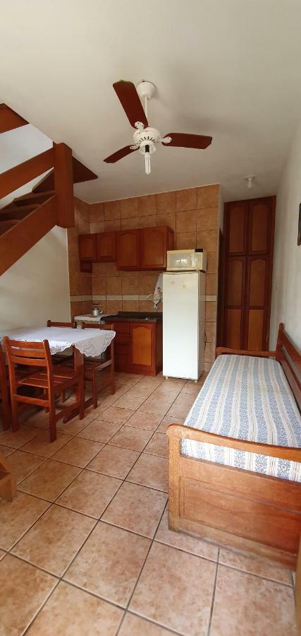 Pousada Latitude 27 Бомбиняс Екстериор снимка